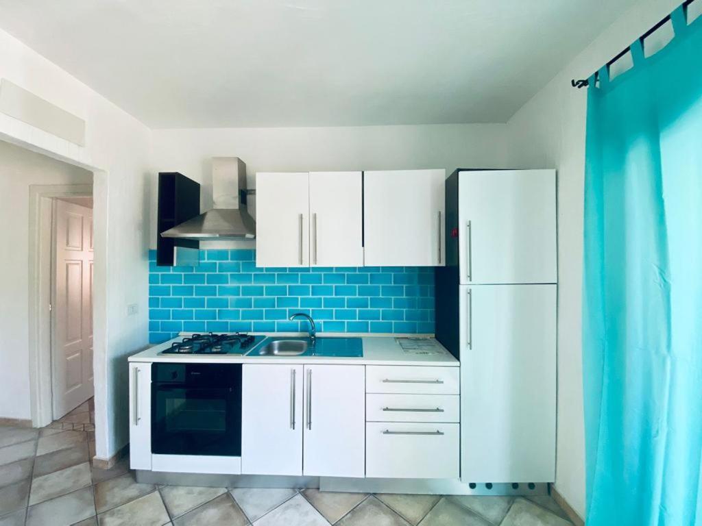 Апарт отель Residenze Il Girasole Гольфо-Аранчи Экстерьер фото