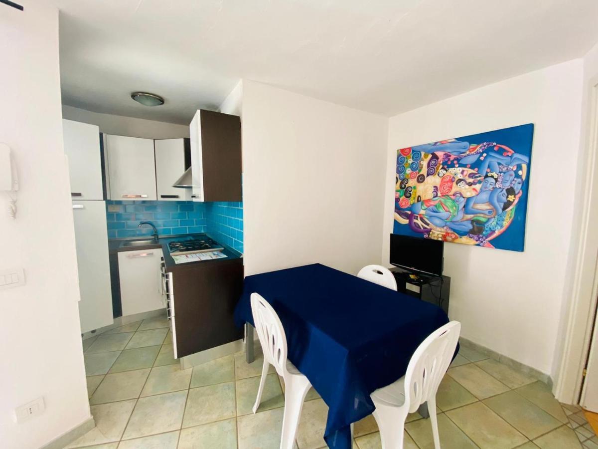 Апарт отель Residenze Il Girasole Гольфо-Аранчи Экстерьер фото