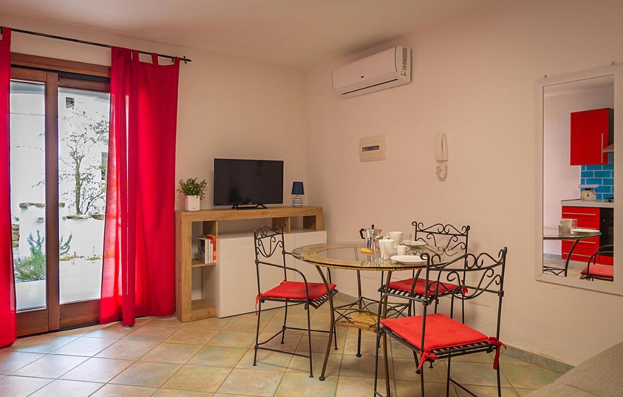 Апарт отель Residenze Il Girasole Гольфо-Аранчи Экстерьер фото
