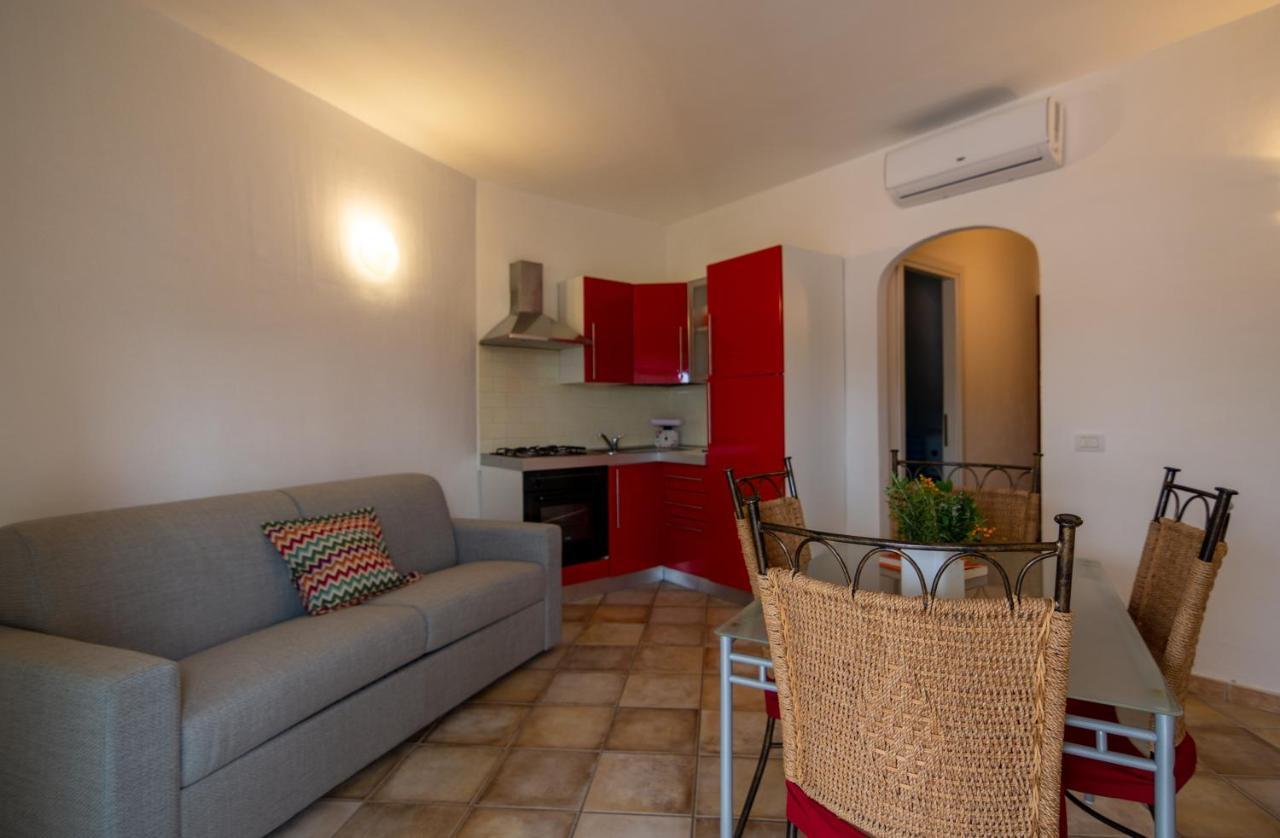 Апарт отель Residenze Il Girasole Гольфо-Аранчи Экстерьер фото