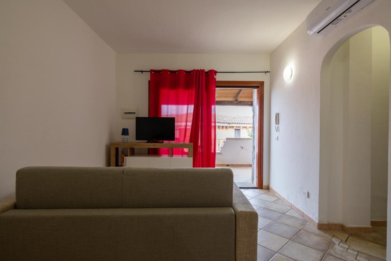 Апарт отель Residenze Il Girasole Гольфо-Аранчи Экстерьер фото